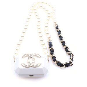 Chanel CC Logo Rhinestone Chain Faux Pearl Airpods Case Earphone White Hat